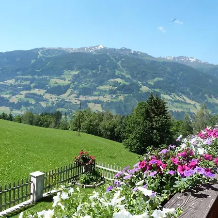 Apartment Haus Margret *